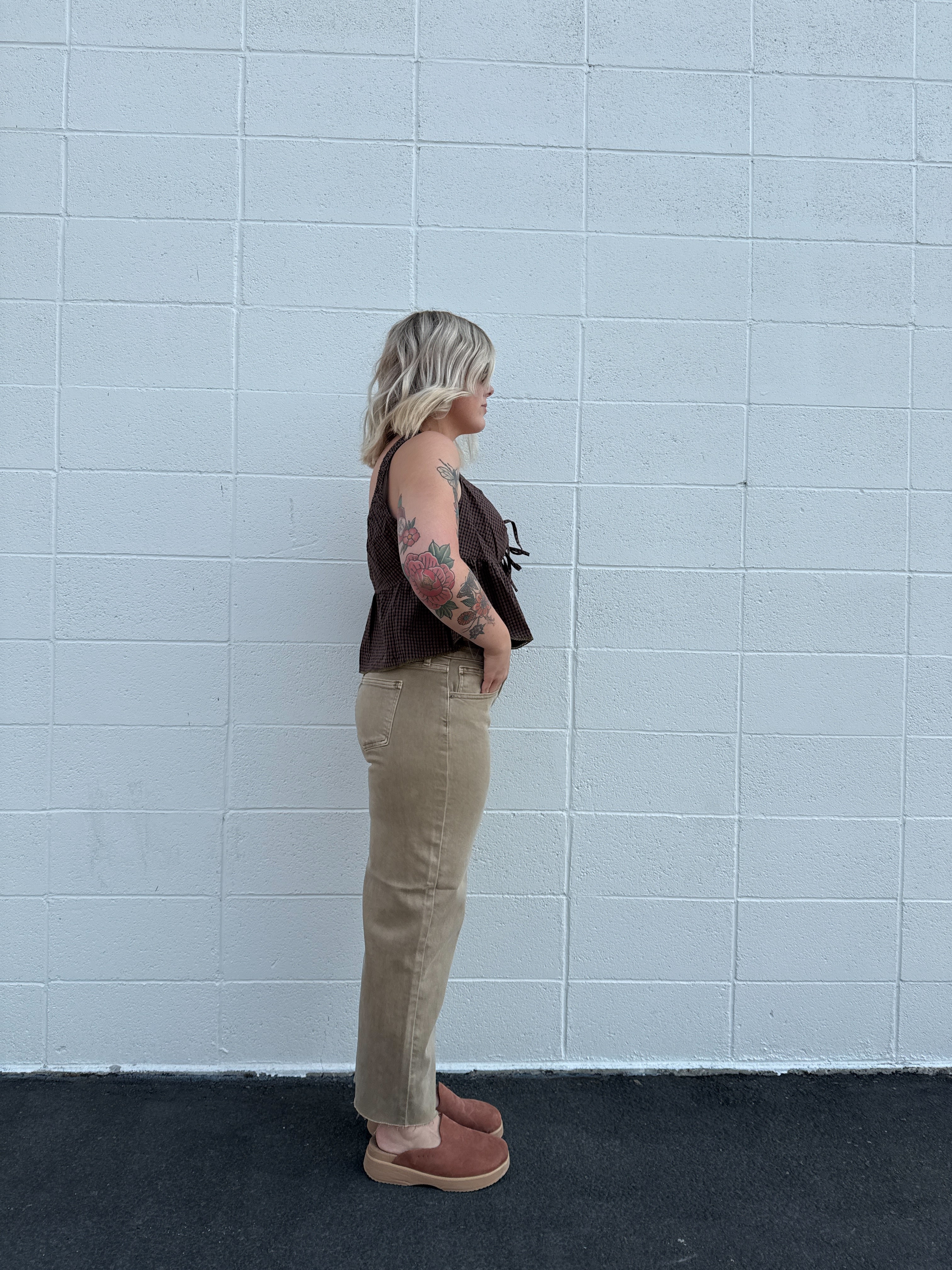 Mid Rise Vintage Khaki Barrel Jeans