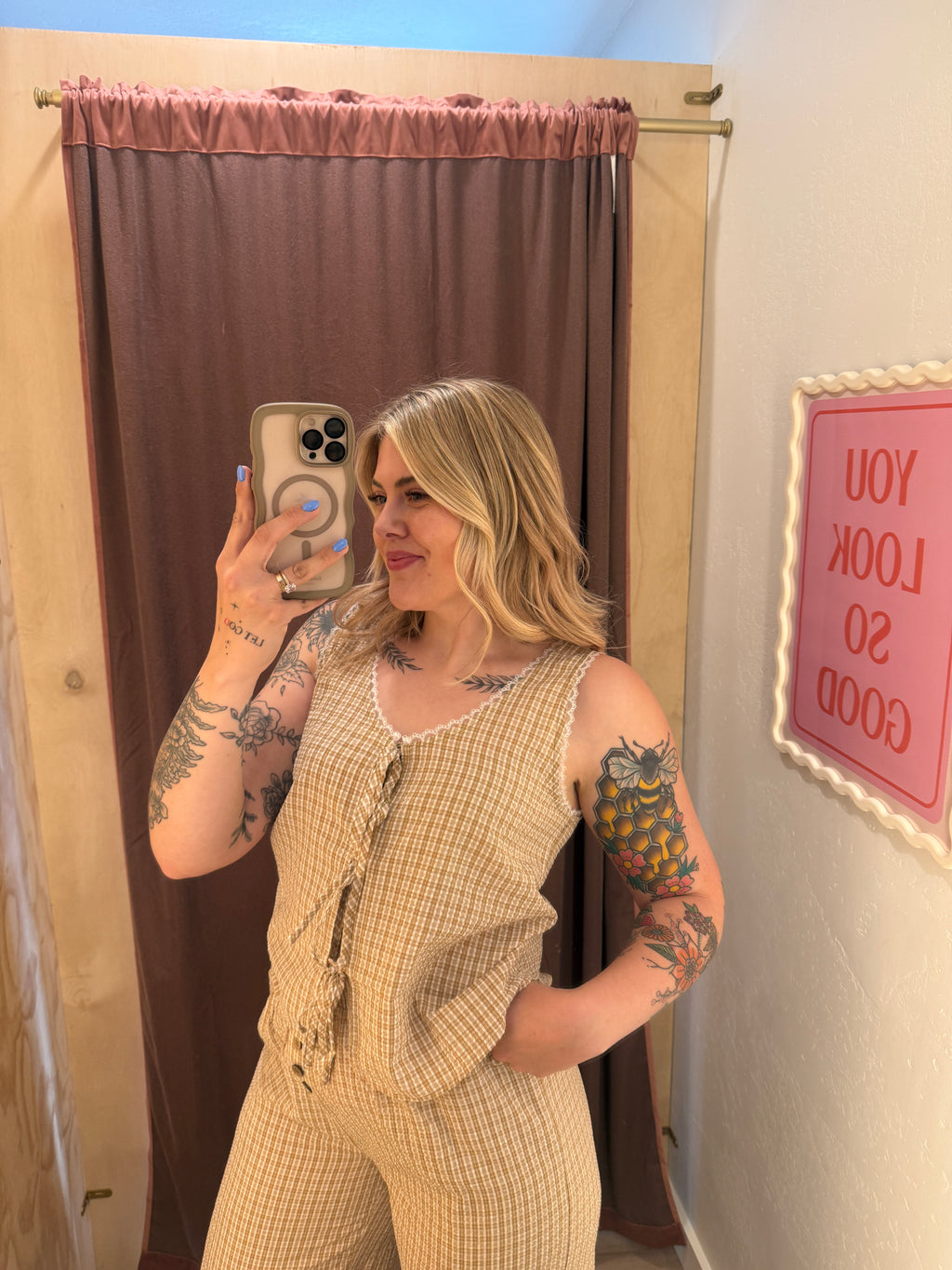 Glow + Gingham Set