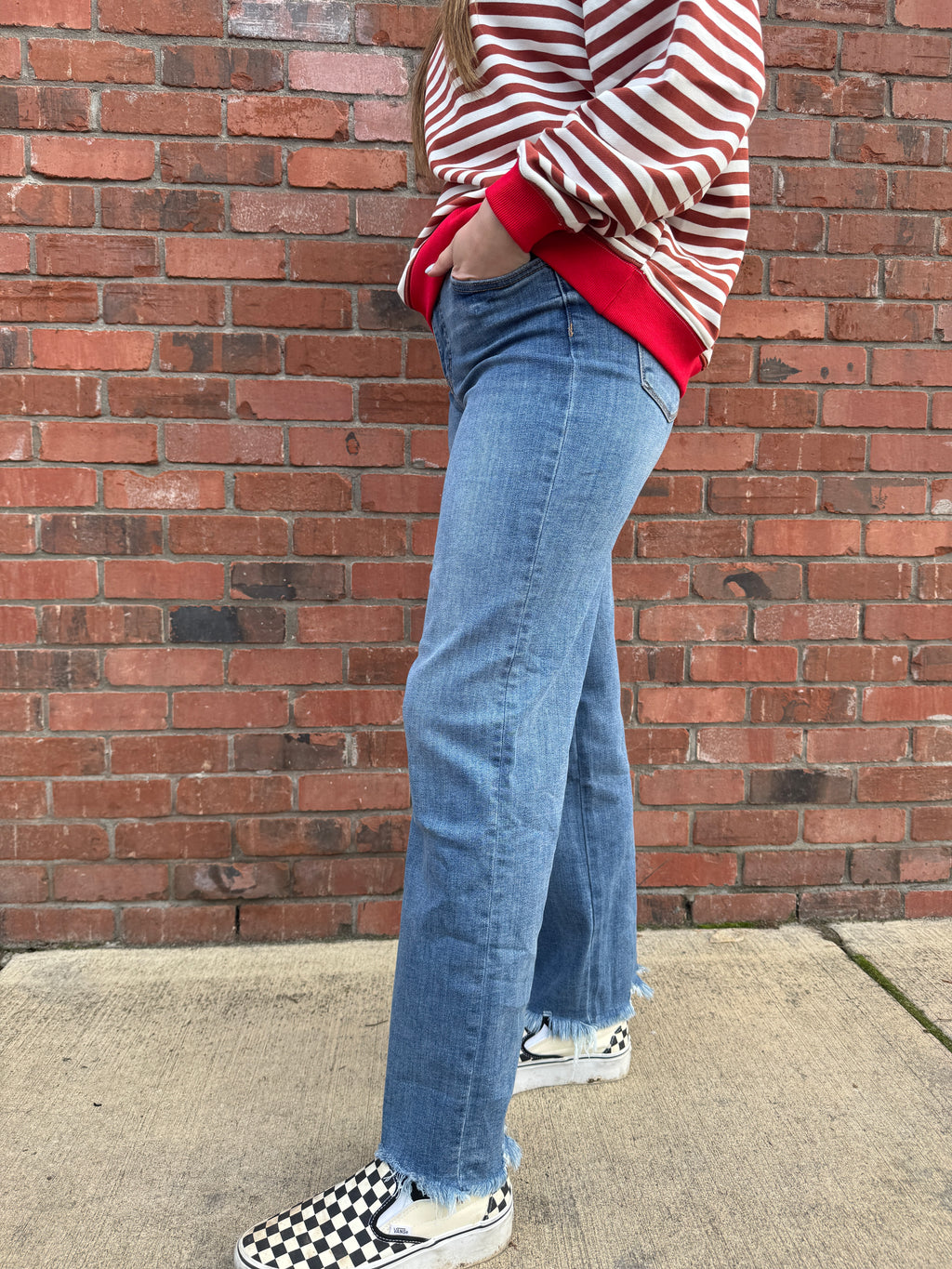Ultra High Rise 90s Loose Raw Hem Jeans
