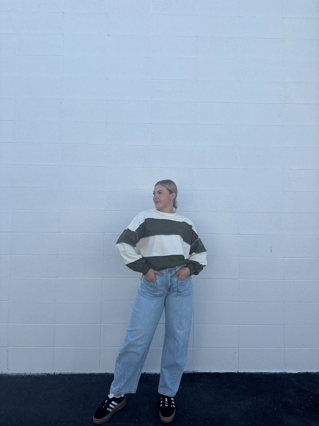 Kenzie Front Pocket Barrel Jeans