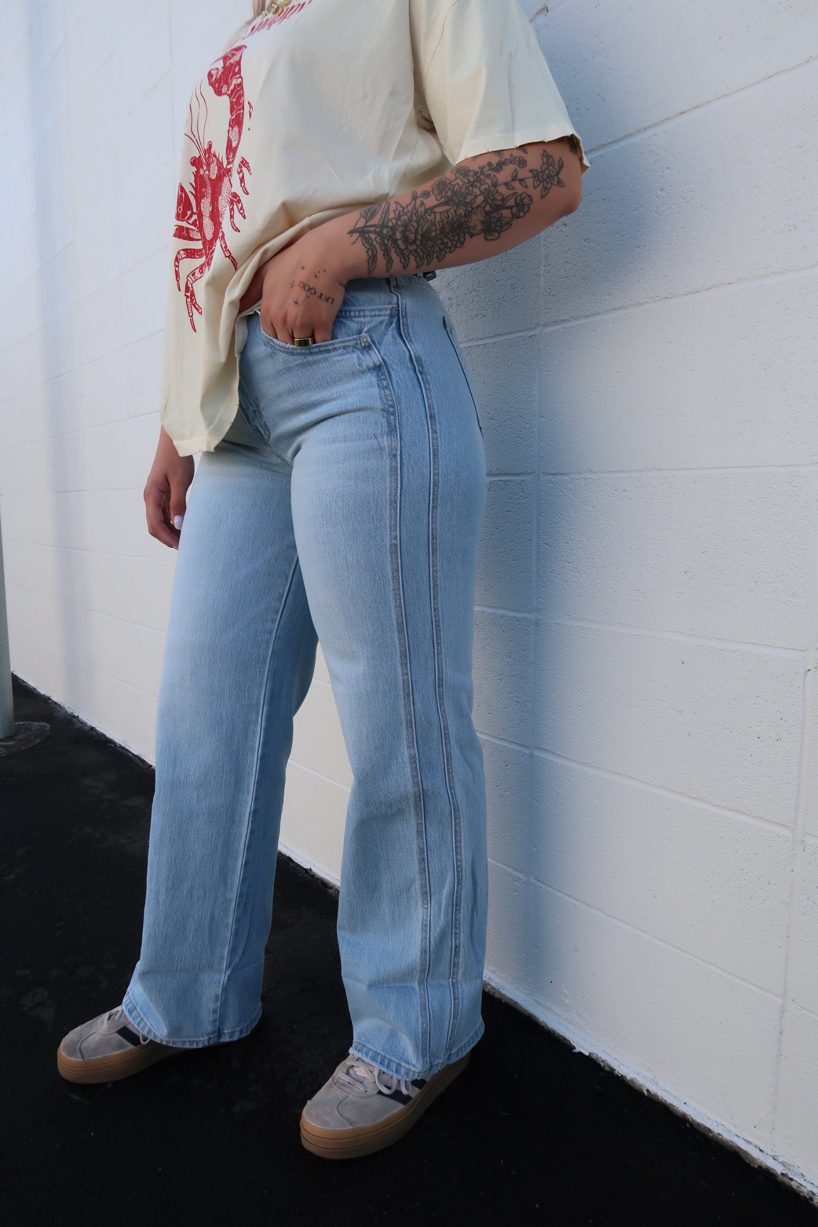 Kelsi Cuffed Baggy Wide Jeans