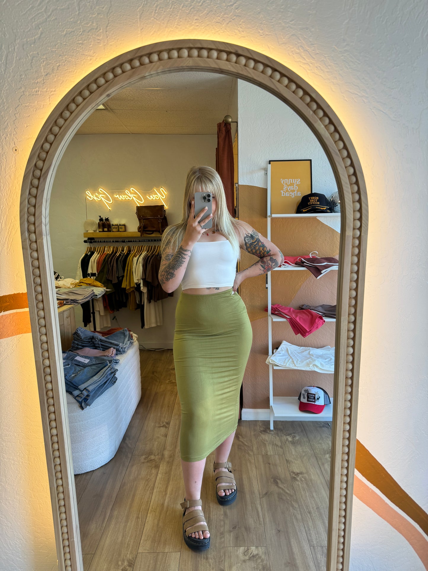 Sophie Seamless Midi Skirt