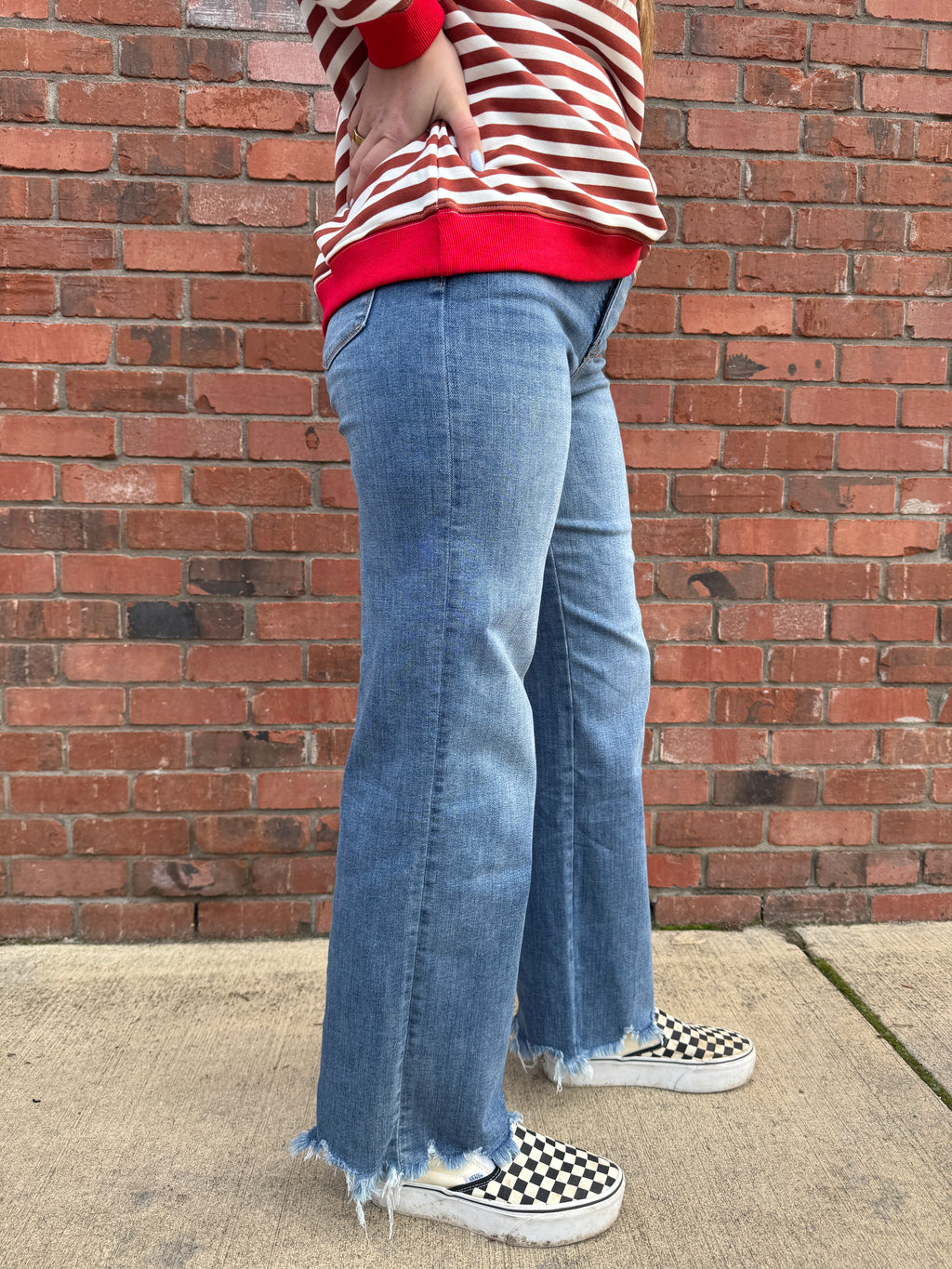 Ultra High Rise 90s Loose Raw Hem Jeans