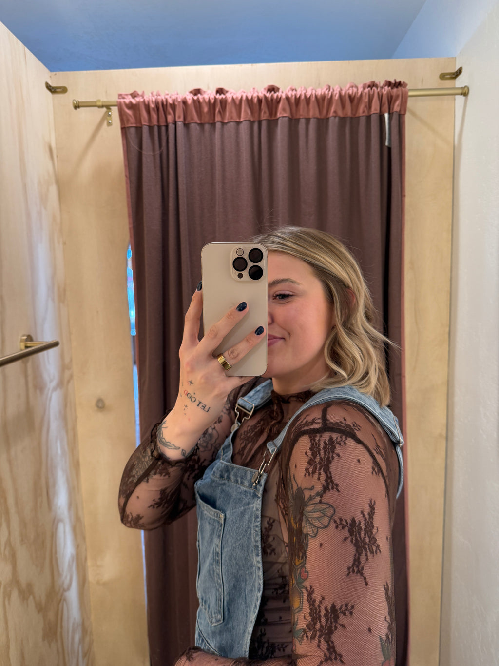 Long Sleeve Floral Lace Layering Tops (multiple colors)