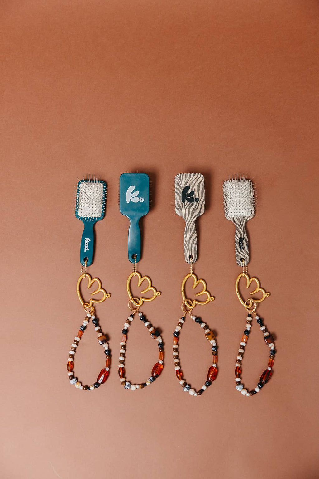 Mini Scalp to Ends Travel Brush
