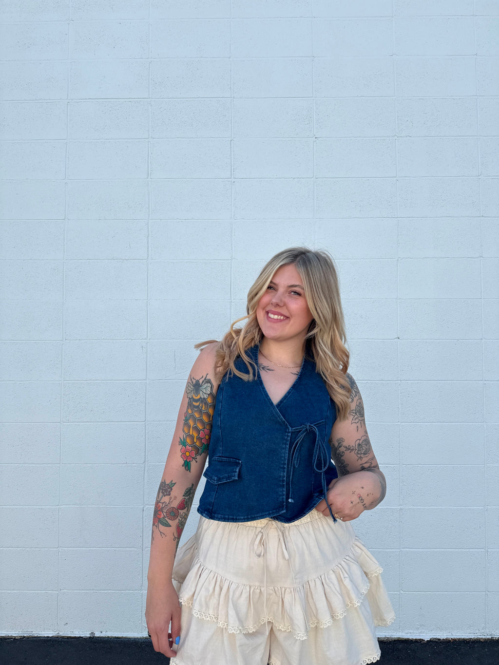 Tiered Ruffle Drawstring Lace Trim Shorts
