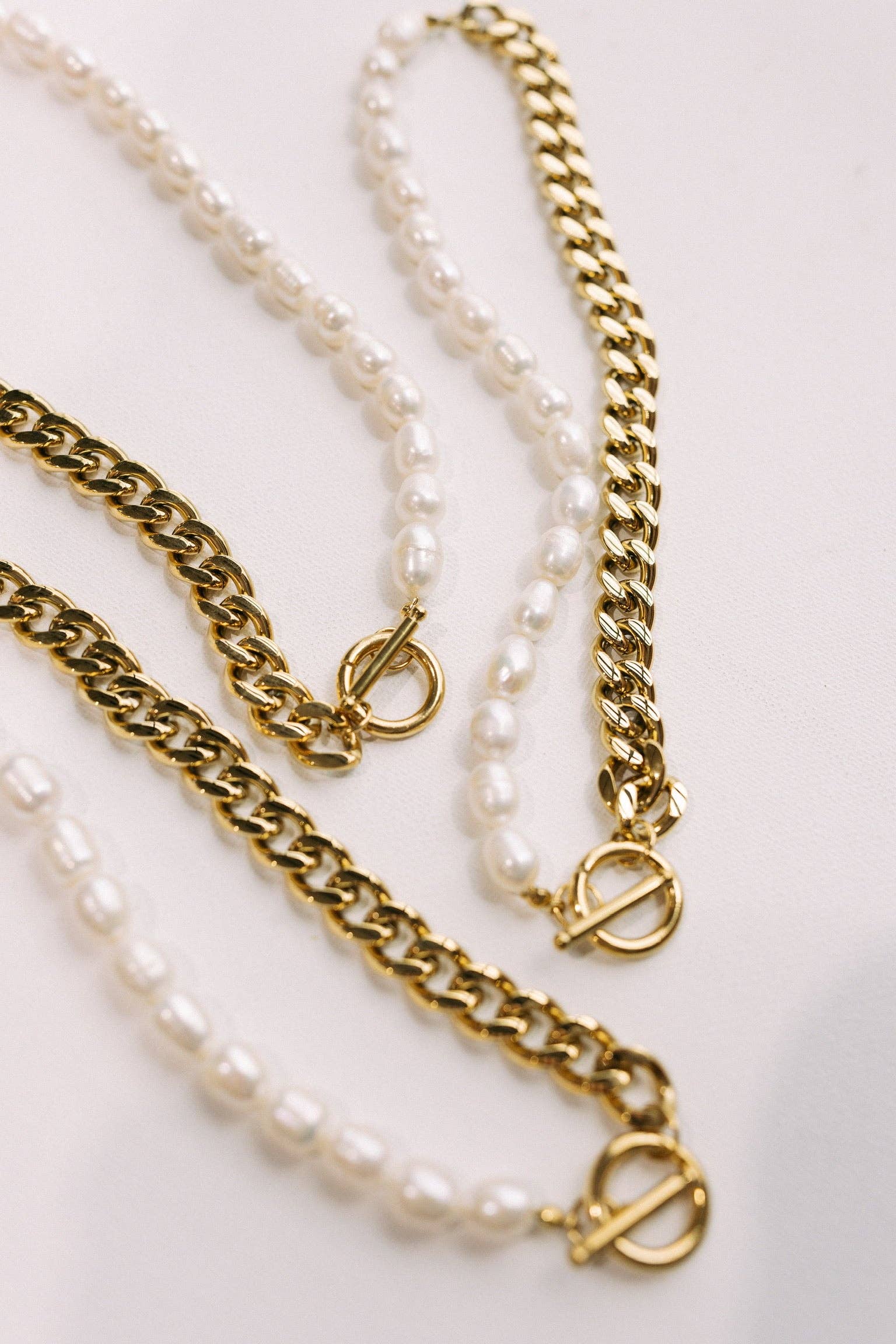 Chain Reaction Pearl Necklace