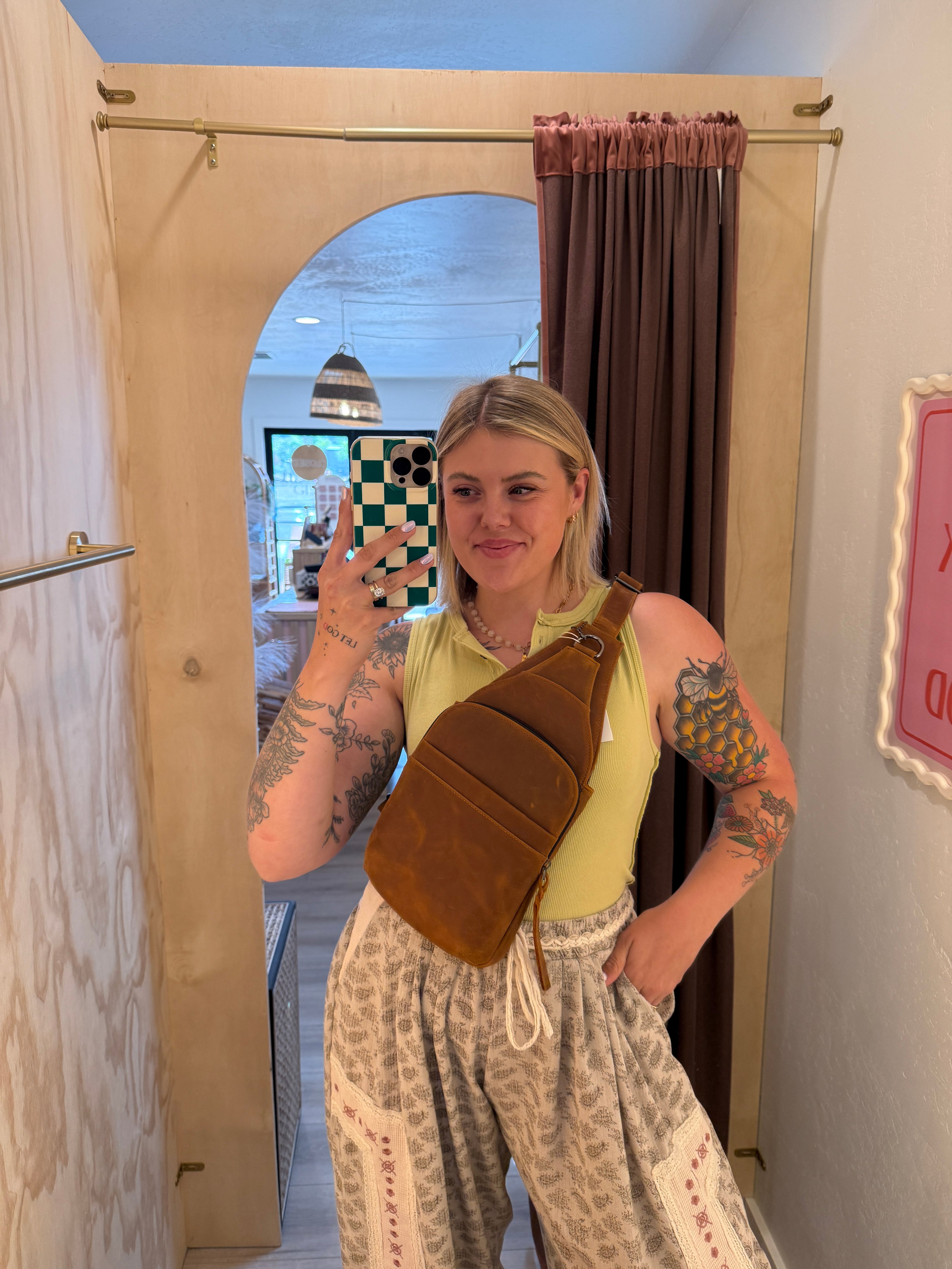 Lady Conceal -  Dakota Leather Sling