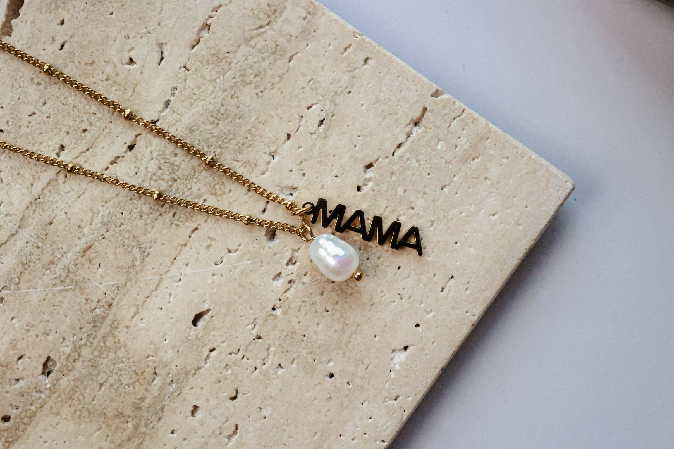 Mama Pearl Necklace
