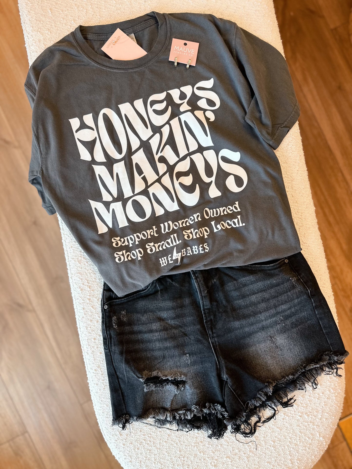 Honeys Making Moneys Graphic Tee