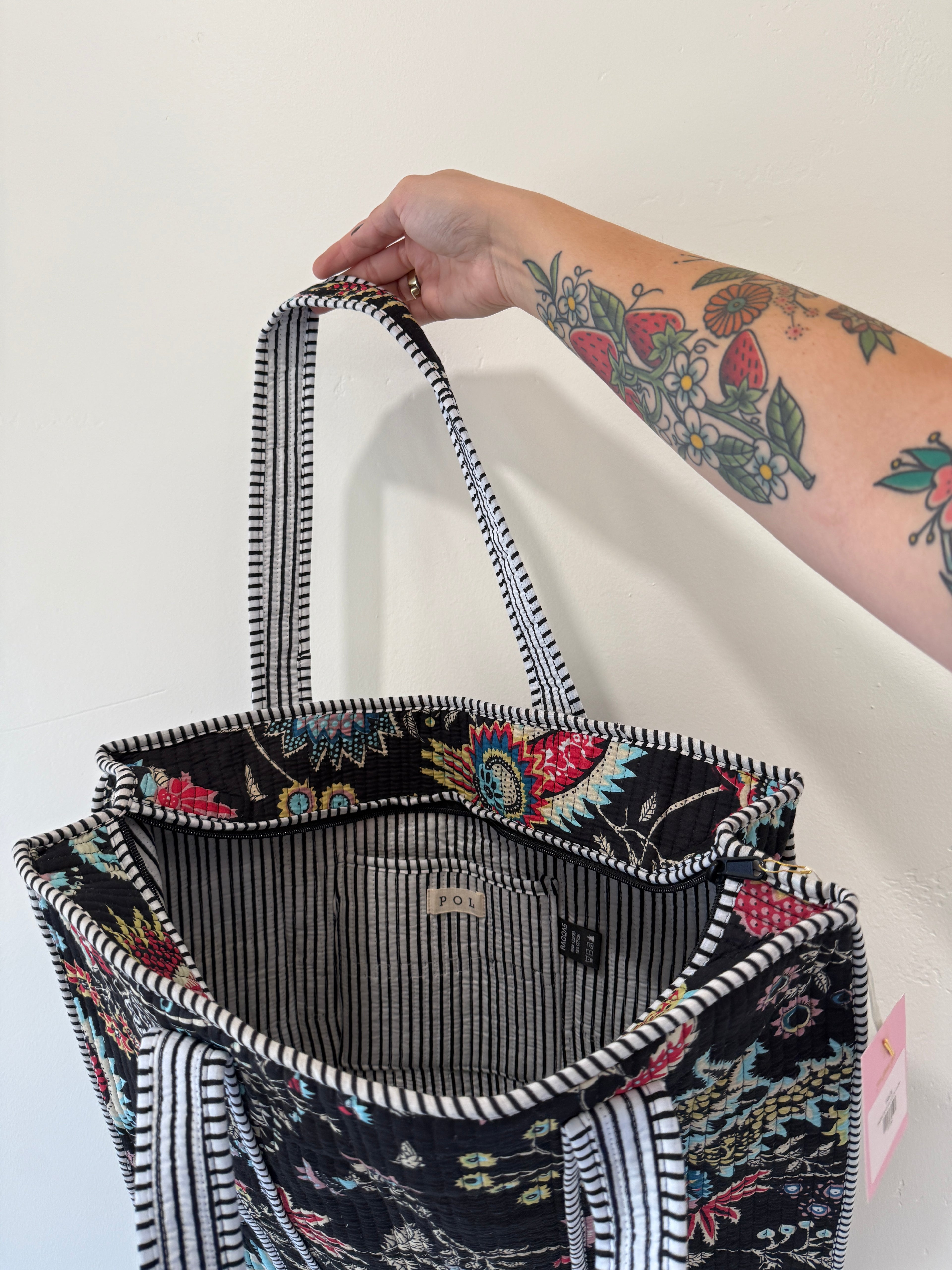 Quilted Tote Bags (Multiple Colors)
