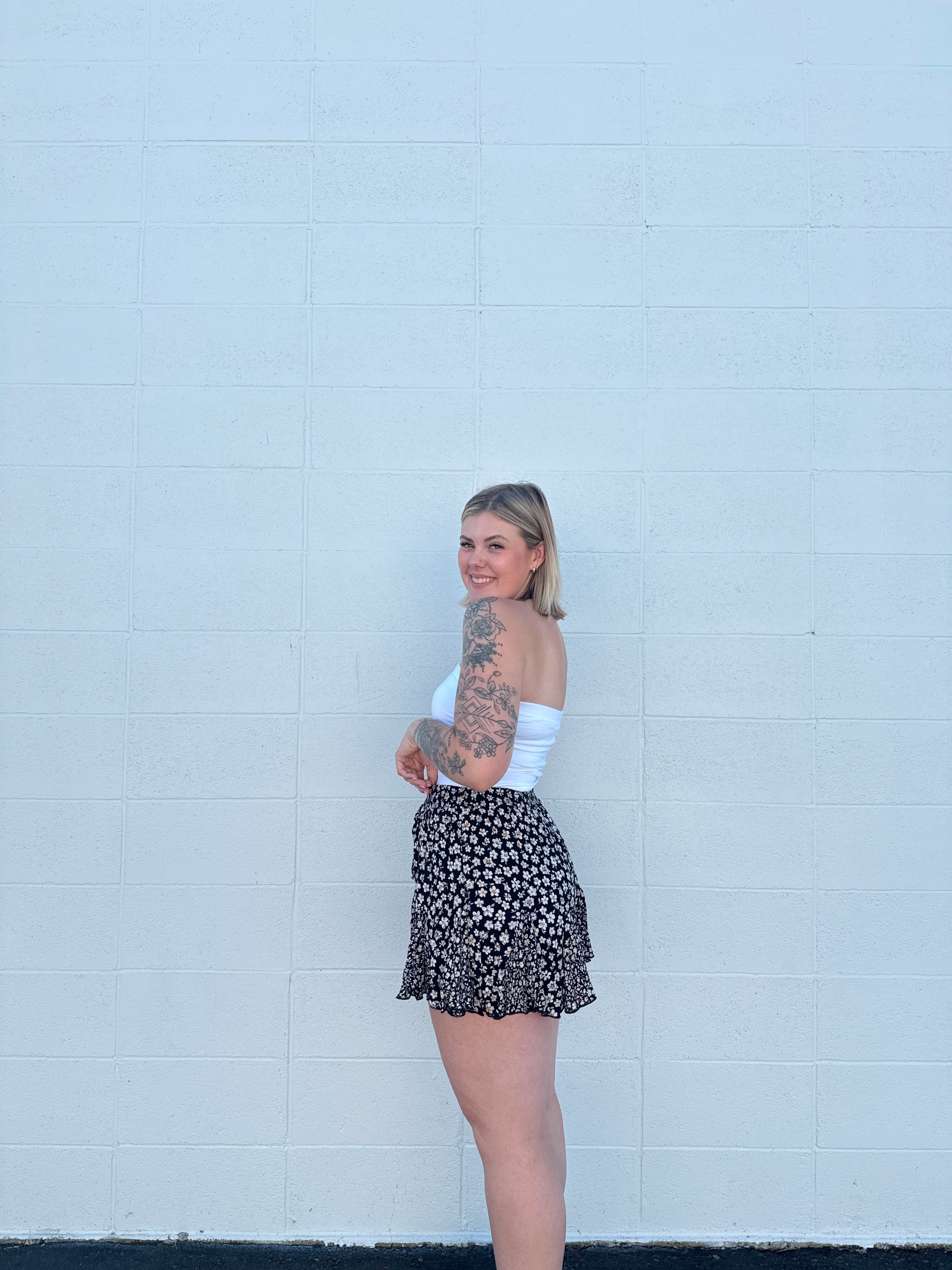 Dainty Daisies Ruffle Shorts