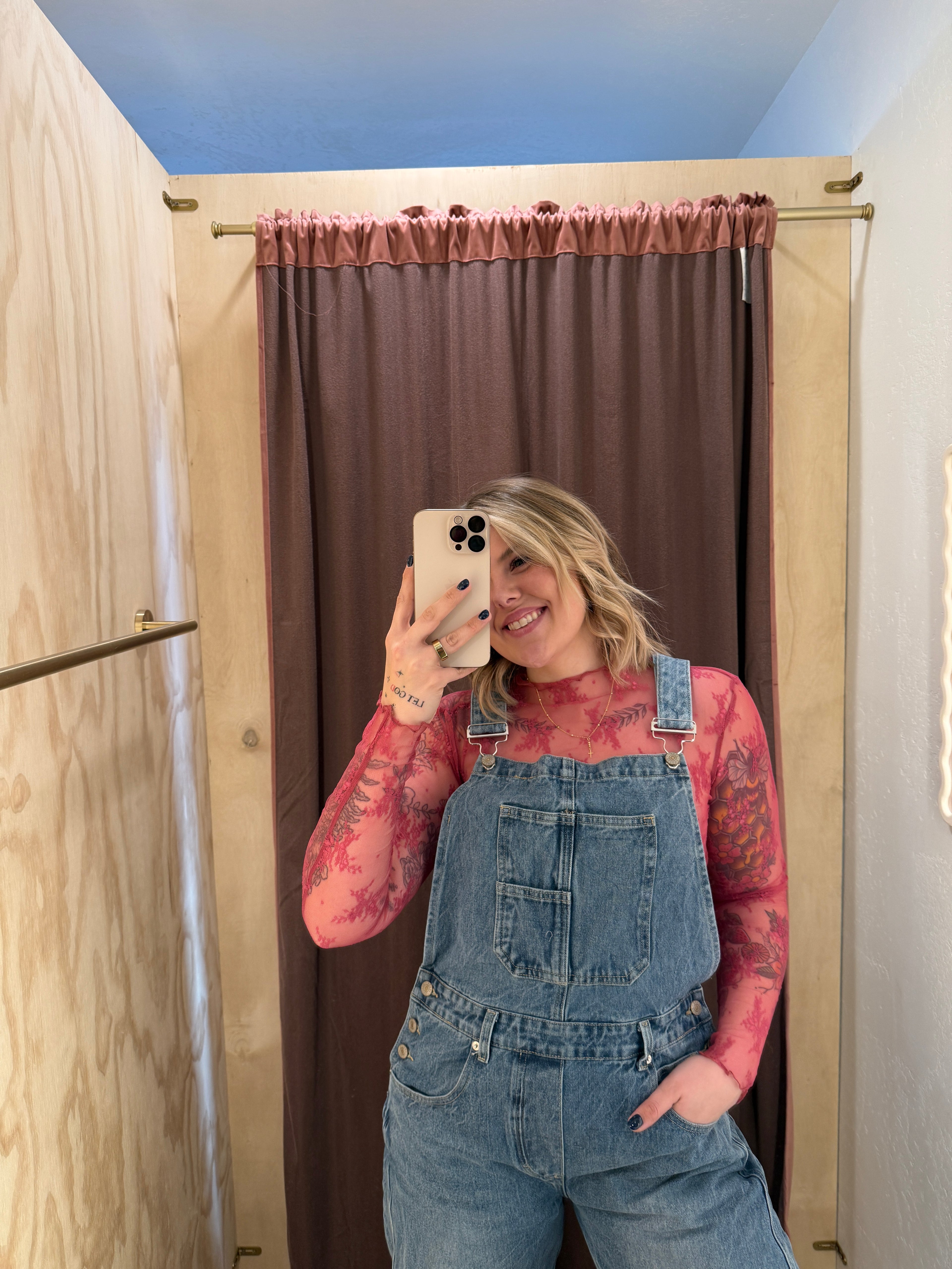 Long Sleeve Floral Lace Layering Tops (multiple colors)