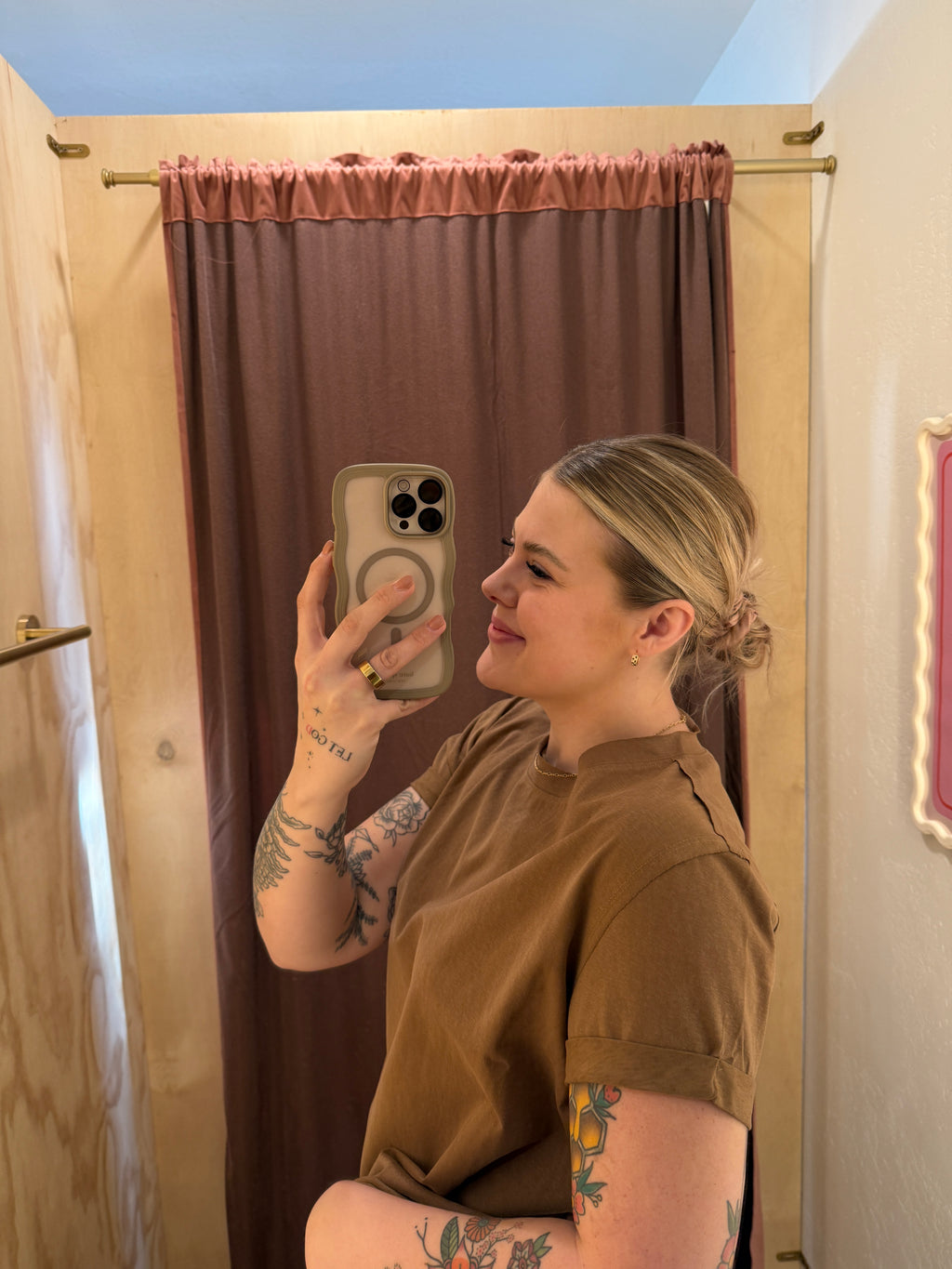Essential Short Sleeve Tees (Multiple colors)