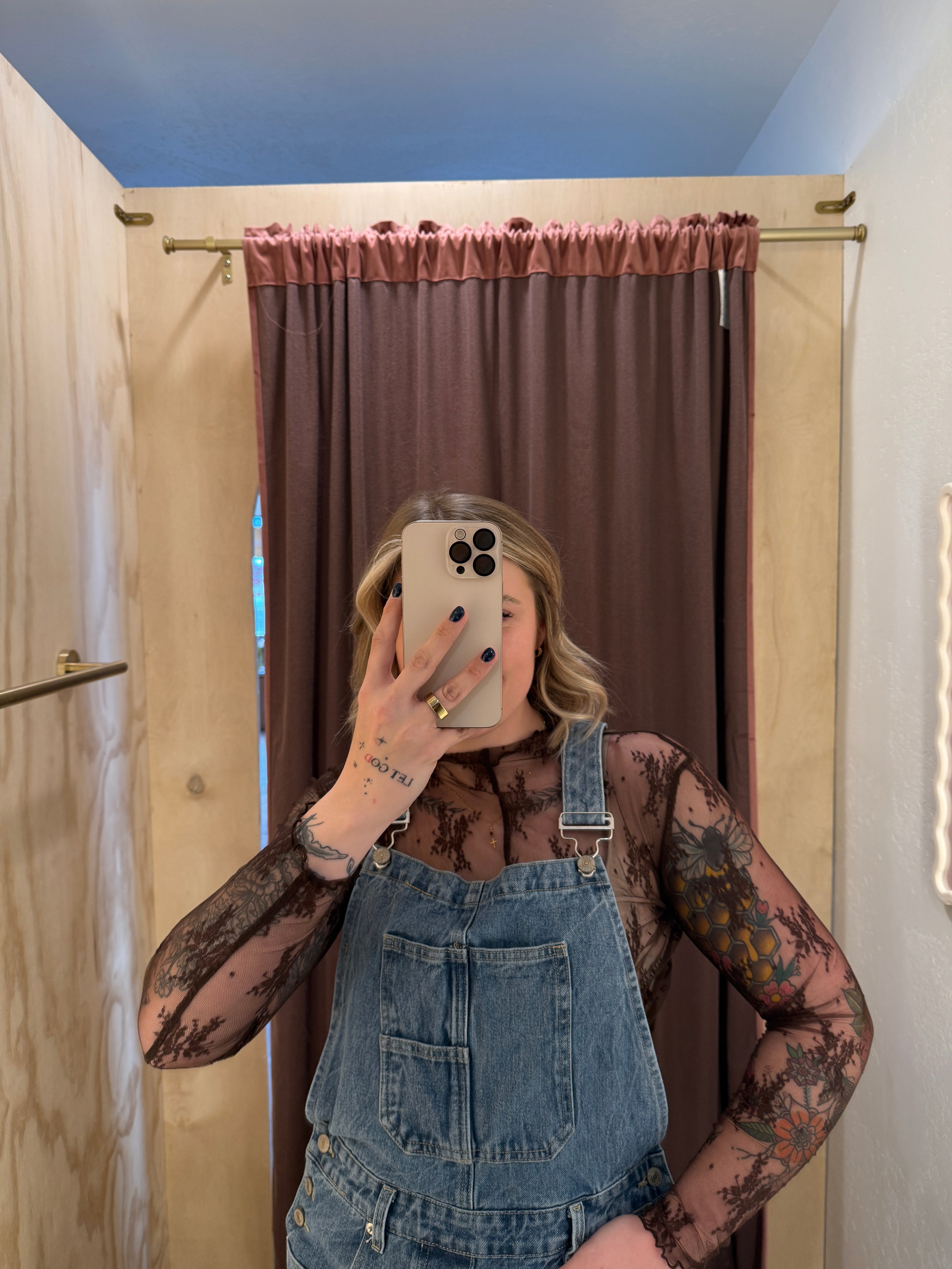 Long Sleeve Floral Lace Layering Tops (multiple colors)