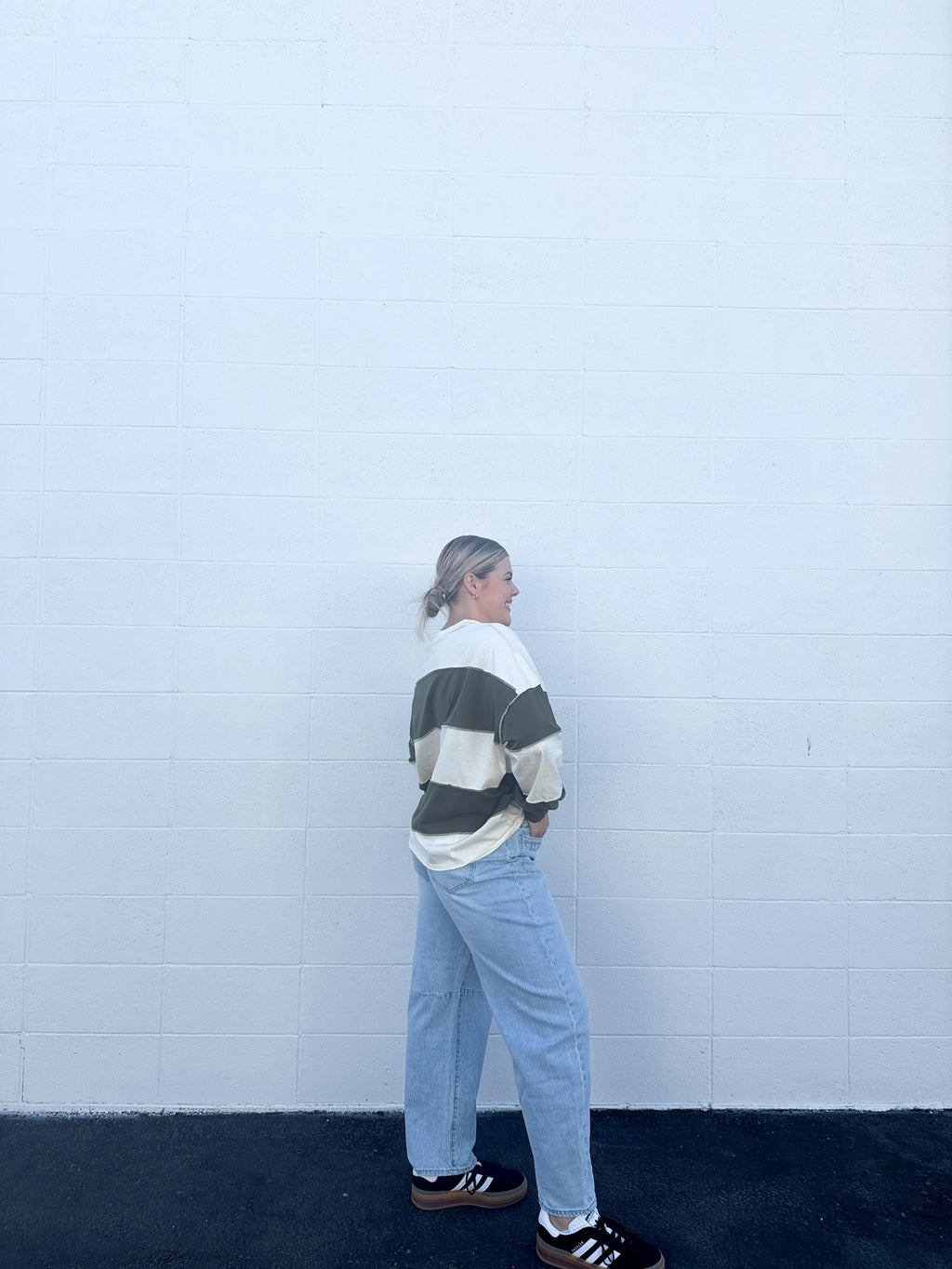 Kenzie Front Pocket Barrel Jeans