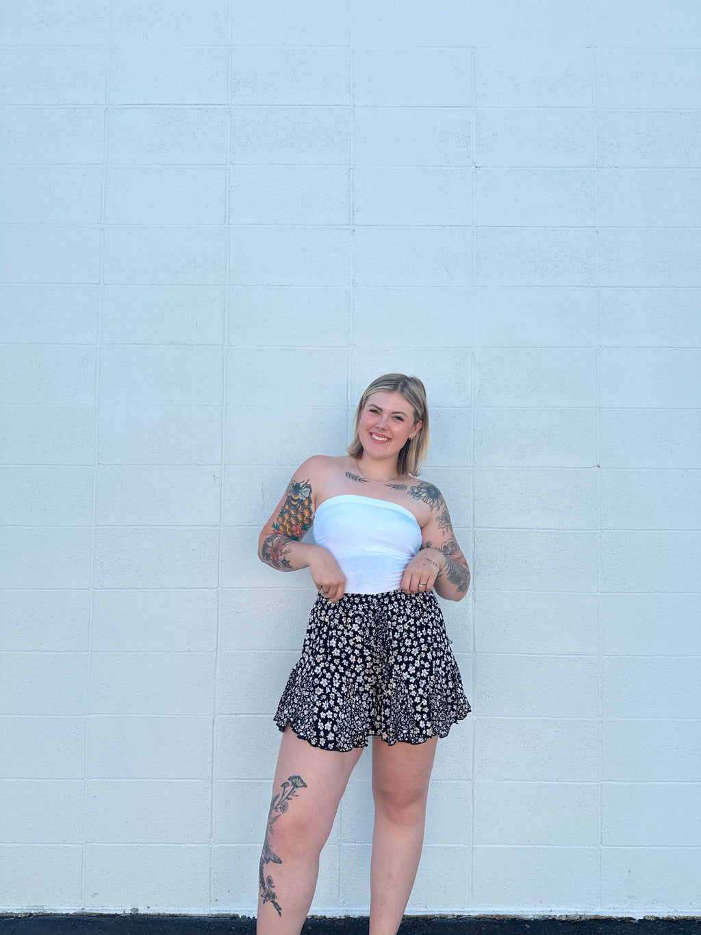 Dainty Daisies Ruffle Shorts
