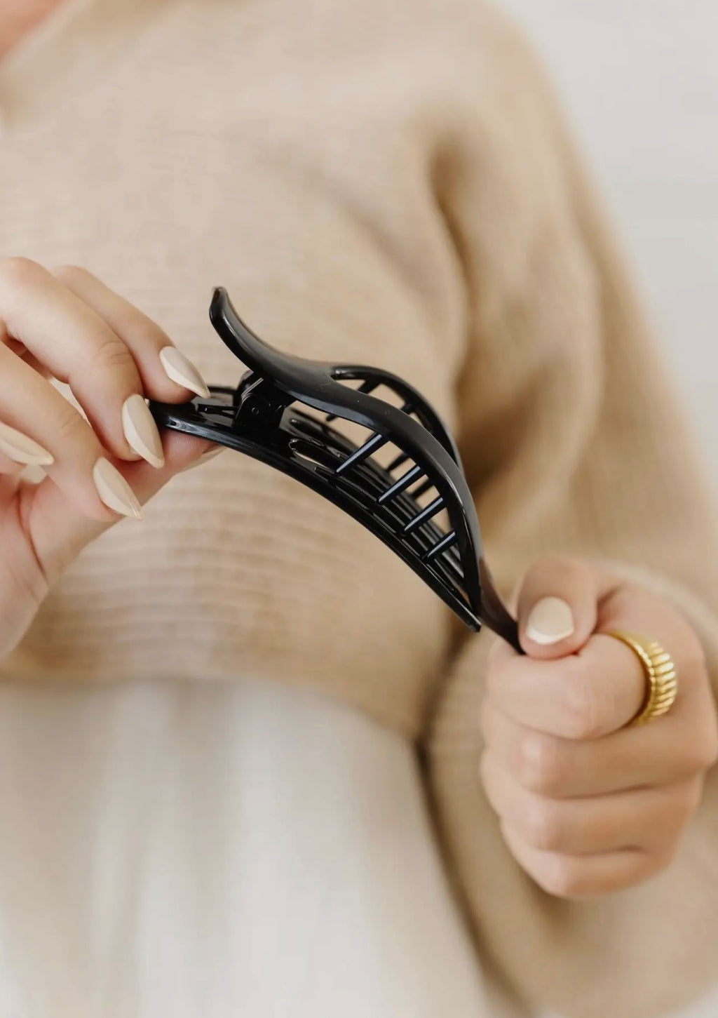 Duckbill Claw Clip (Multiple Colors)