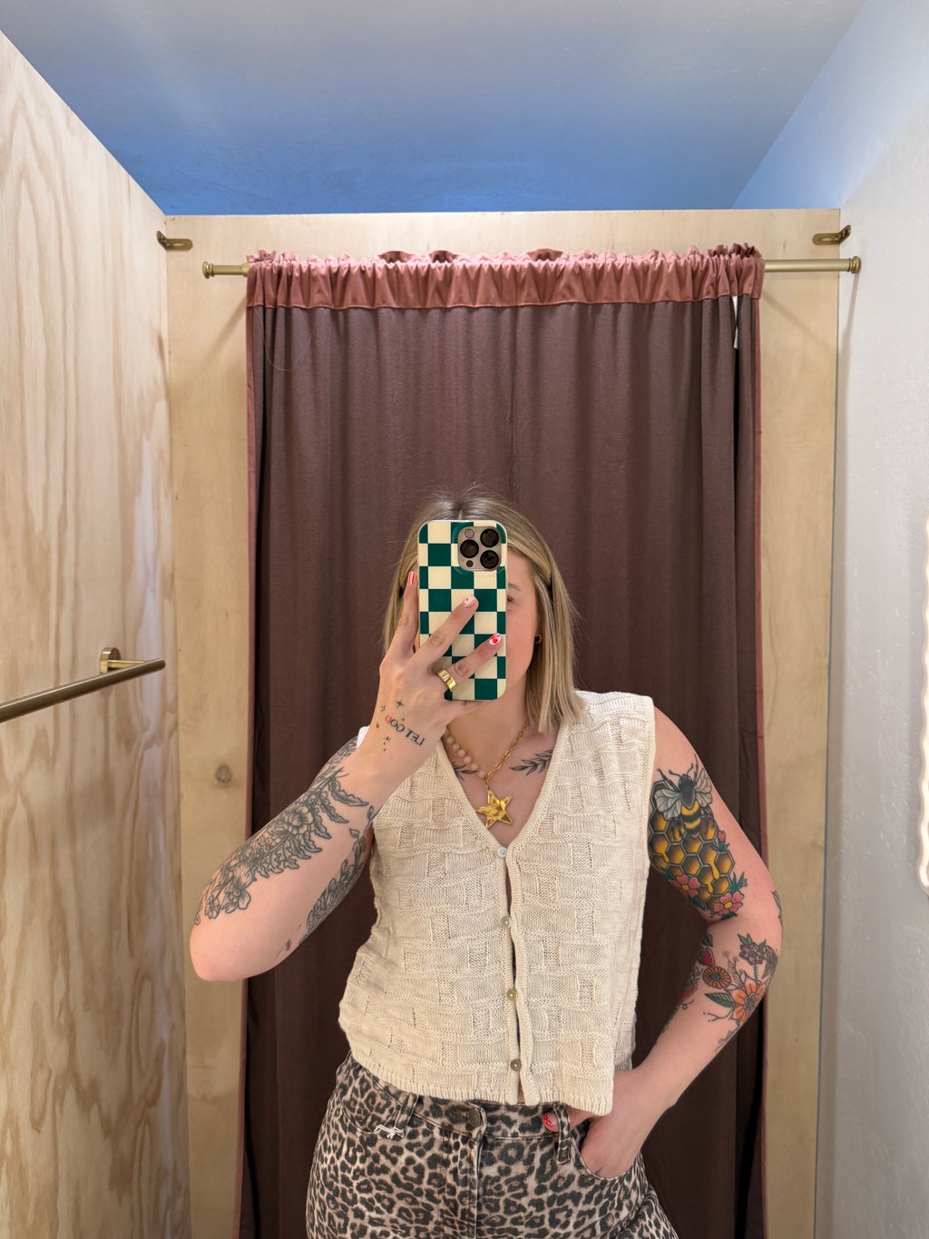 Soft Grid Sweater Vest