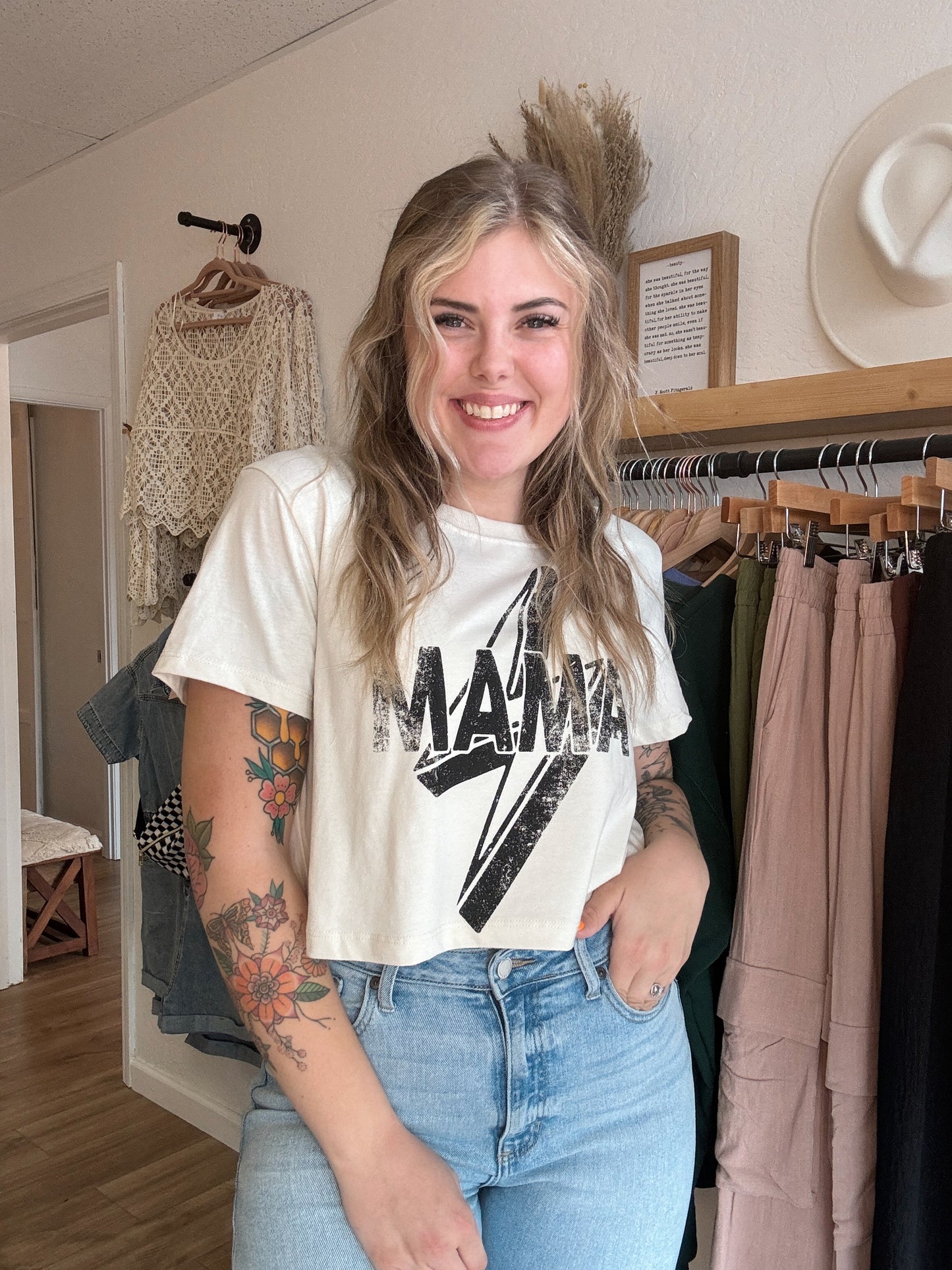 MAMA Graphic Tee (Multiple Colors)