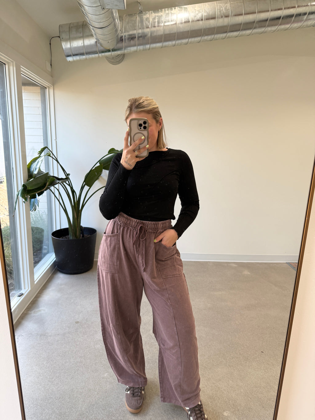 Easy Days Barrel Pants (Multiple Colors)