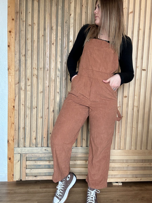 Your New Fave Corduroy Overalls